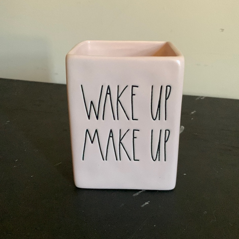 Rae Dunn Makeup Brush Holder